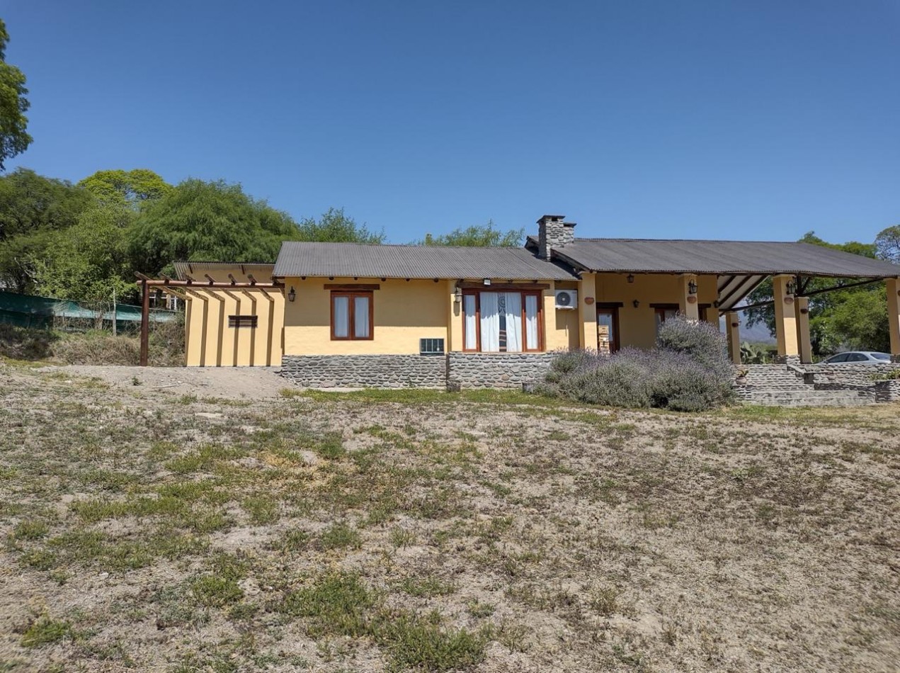 Vendo-permuto (Dpto centro  zona Norte-2/3 dorm. ) Casa en Raco - Las Tuquitas.