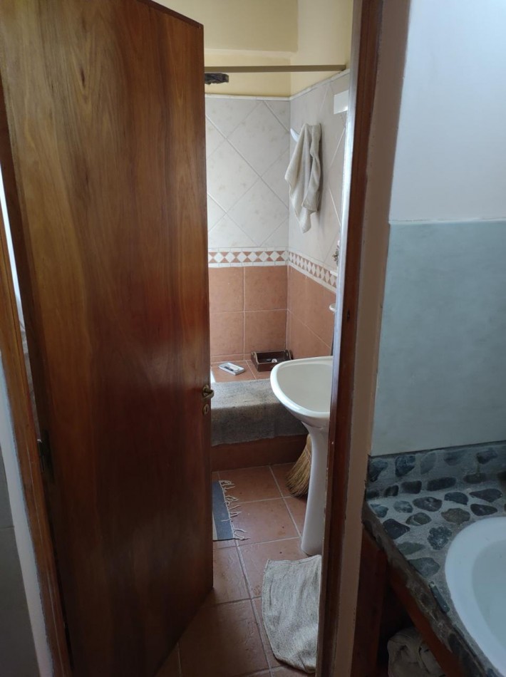 Vendo-permuto (Dpto centro  zona Norte-2/3 dorm. ) Casa en Raco - Las Tuquitas.