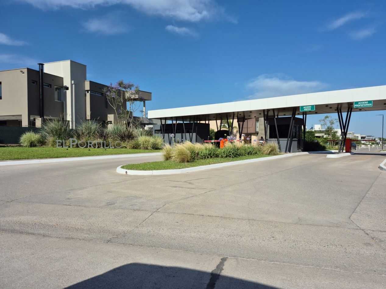 Lote en Barrio Privado El Portillo