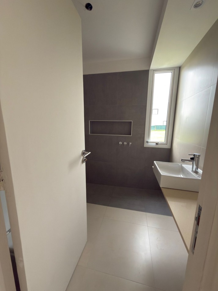 Venta de Casa En Country The Point