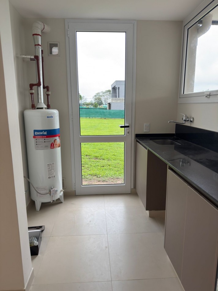 Venta de Casa En Country The Point